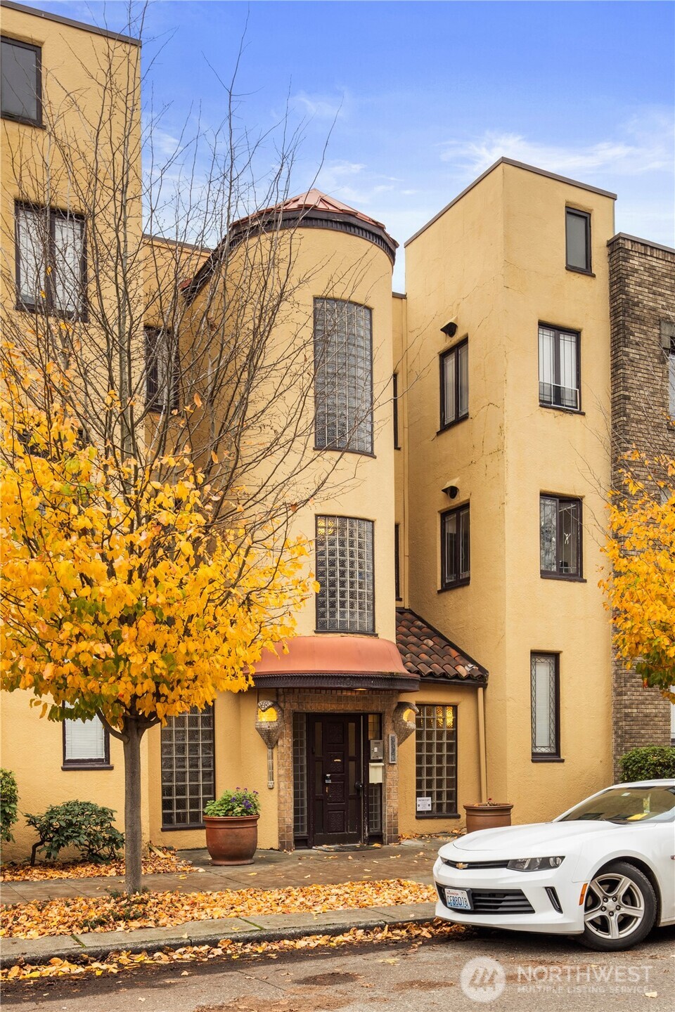 4515 Burke Avenue N Seattle WA 98103