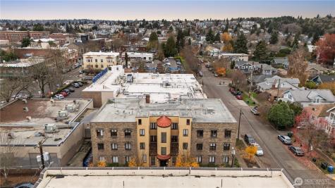 4515 Burke Avenue N Seattle WA 98103