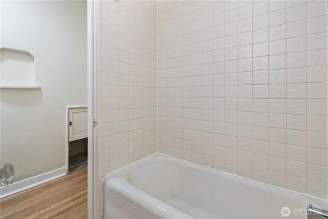 4515 Burke Avenue N Seattle WA 98103