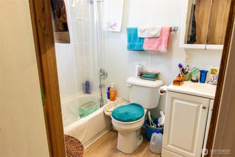 319 Tonasket Avenue Tonasket WA 98855