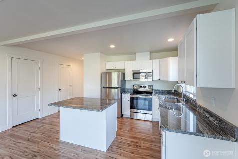 1070 S Grand Drive Moses Lake WA 98837