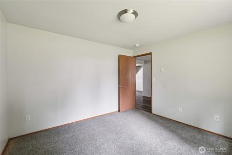 9819 148th Street Ct E Puyallup WA 98375