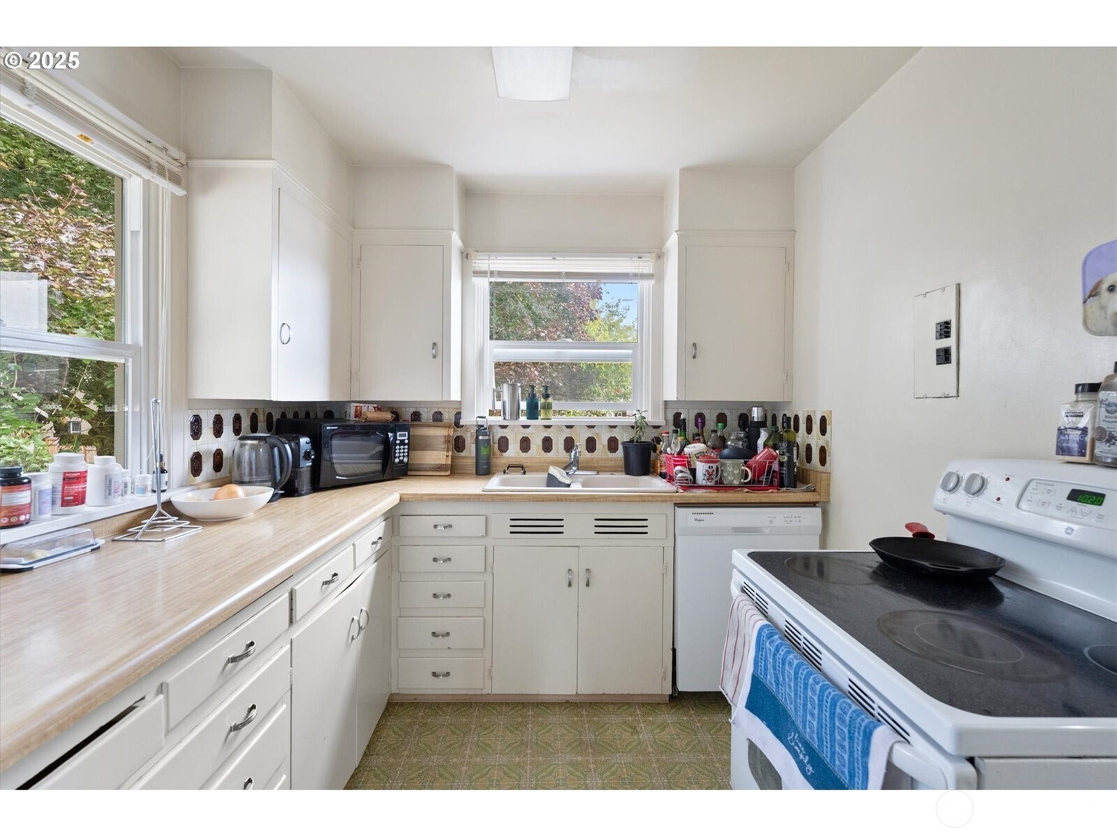 1202 21st Avenue Longview WA 98632