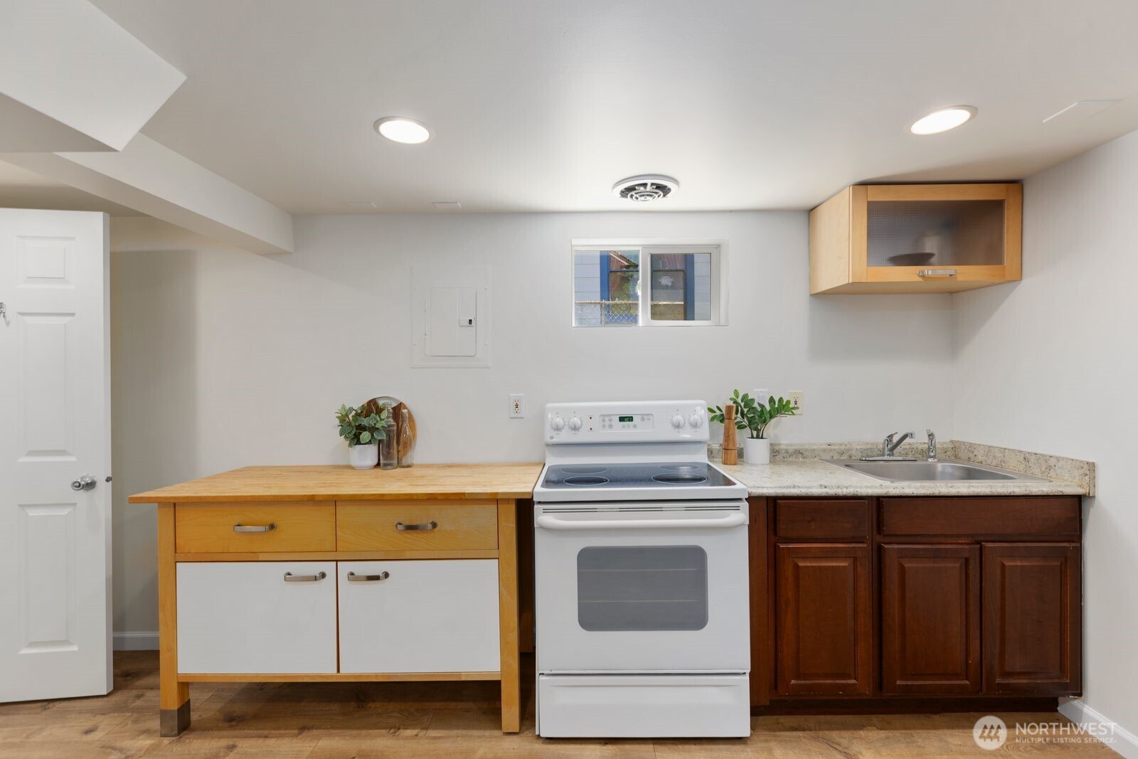 8111 10th Avenue S Seattle WA 98108