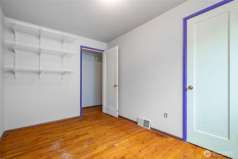 10450 Alderbrook Place NW Seattle WA 98177