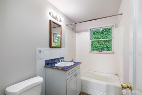 10450 Alderbrook Place NW Seattle WA 98177