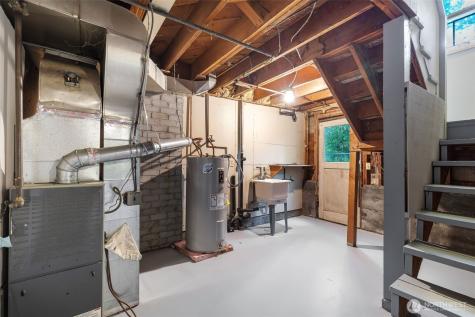 10450 Alderbrook Place NW Seattle WA 98177