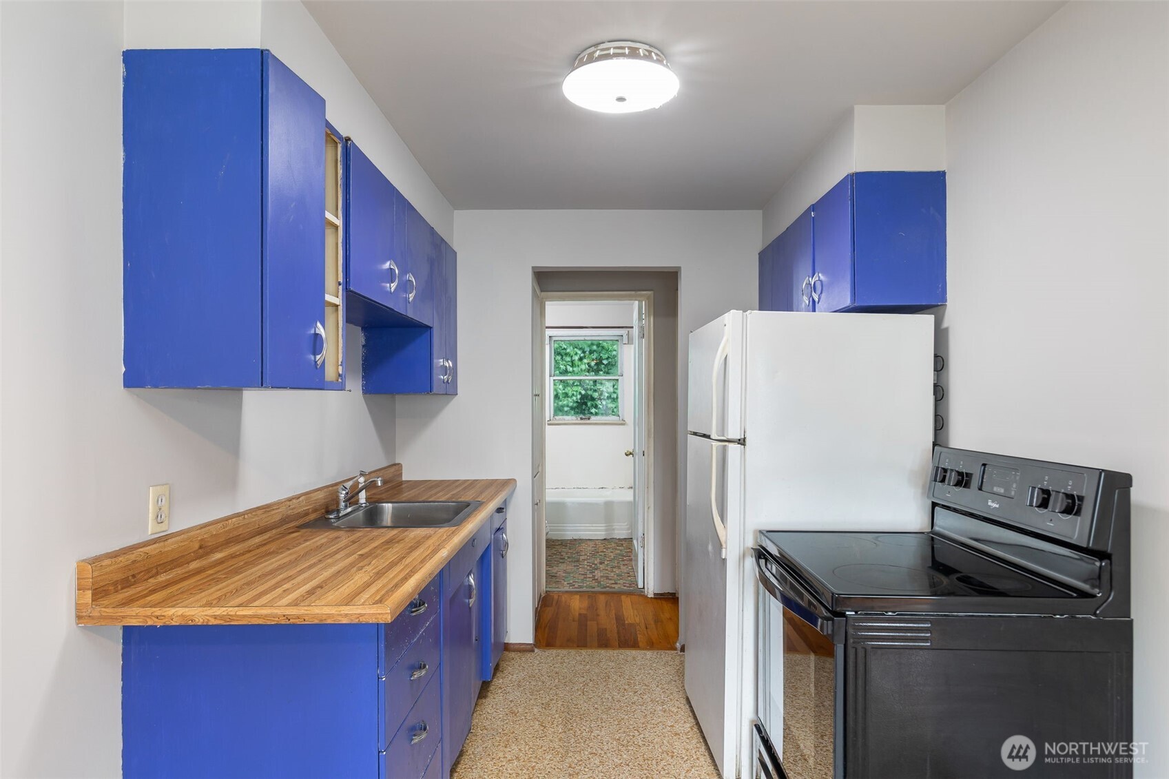 10450 Alderbrook Place NW Seattle WA 98177
