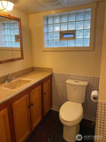 809 NE 62nd Street Seattle WA 98115