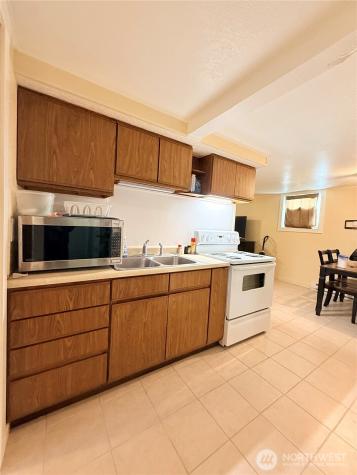 216 Cherry Avenue W Omak WA 98841