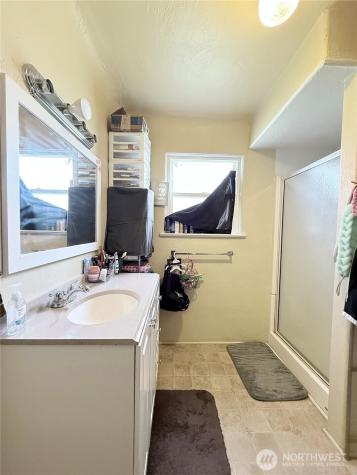 216 Cherry Avenue W Omak WA 98841