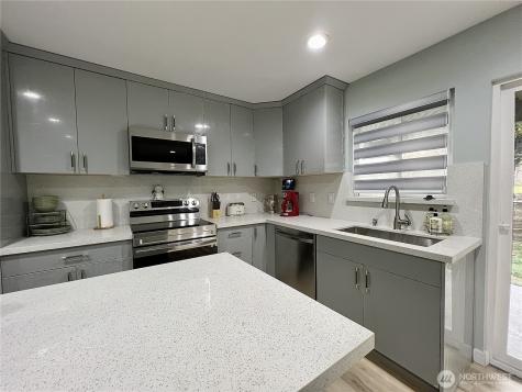 4617 S 189th Street Seatac WA 98188