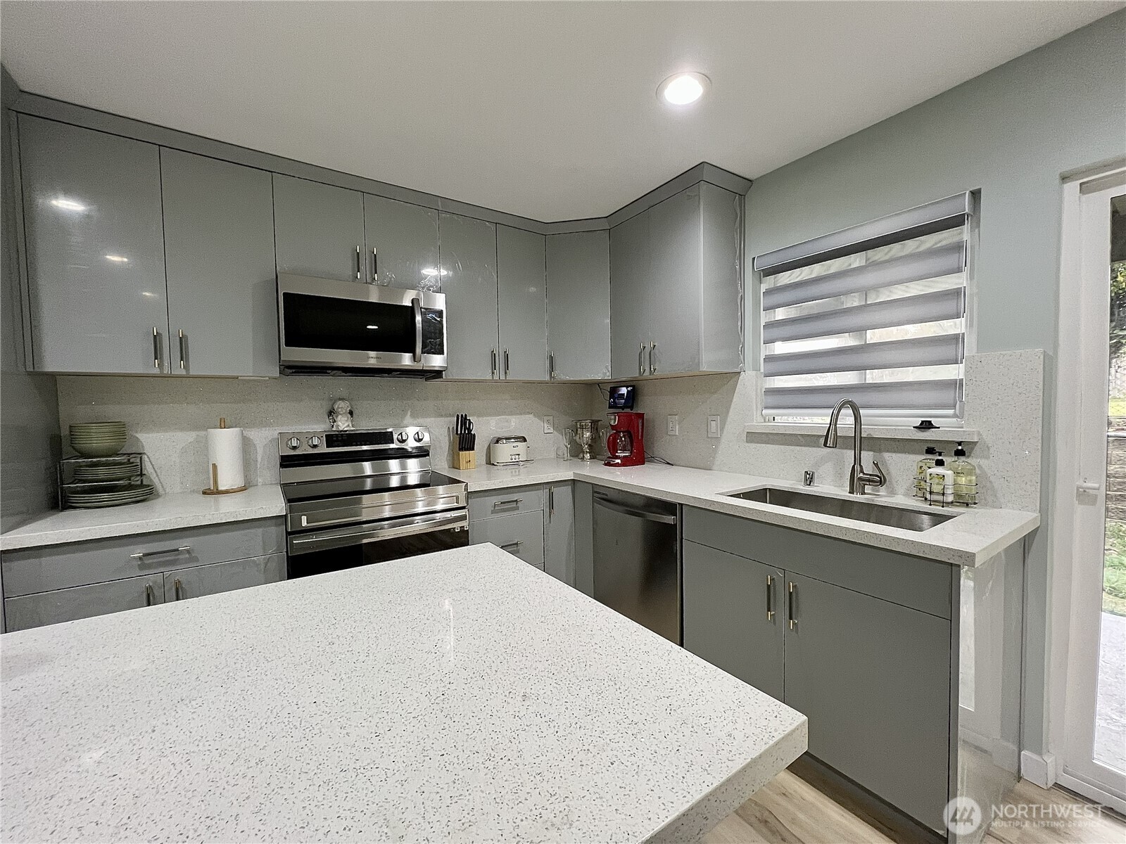 4617 S 189th Street Seatac WA 98188