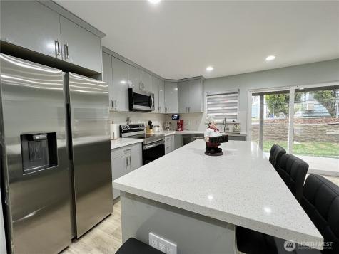4617 S 189th Street Seatac WA 98188