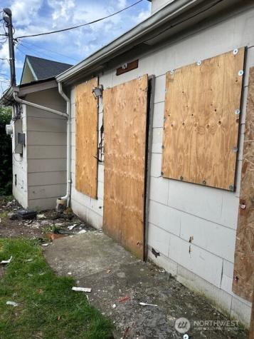 1220 Yakima Avenue S Tacoma WA 98405