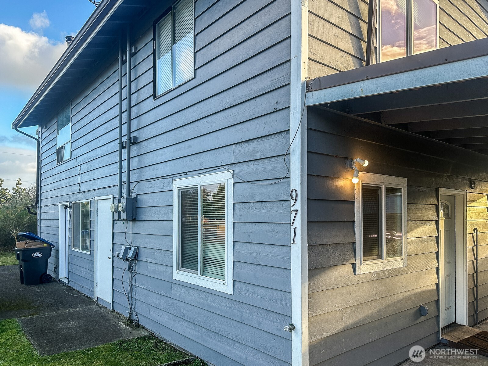 971 Point Brown Avenue SE Ocean Shores WA 98569