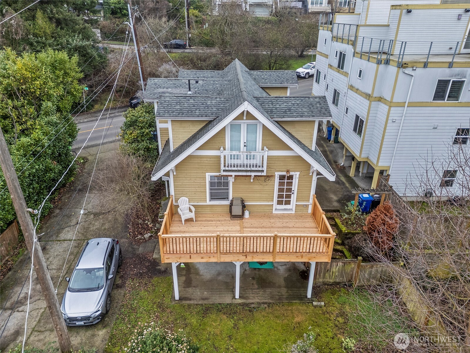 2071 Gilman Drive W Seattle WA 98119