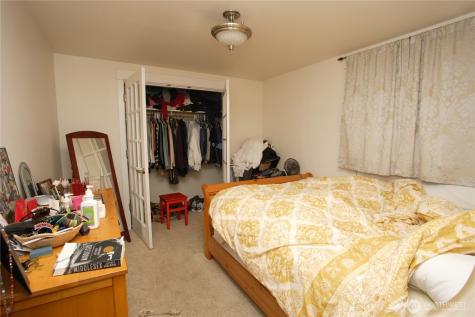 2071 Gilman Drive W Seattle WA 98119