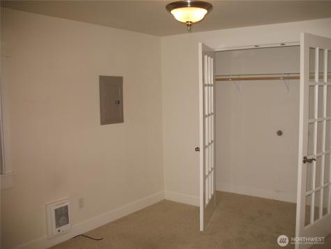 2071 Gilman Drive W Seattle WA 98119