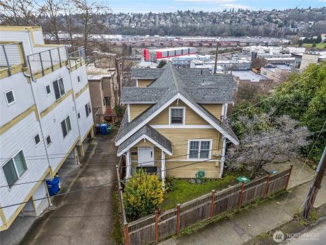 2071 Gilman Drive W Seattle WA 98119