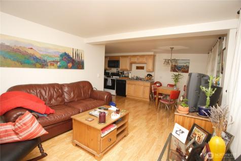 2071 Gilman Drive W Seattle WA 98119