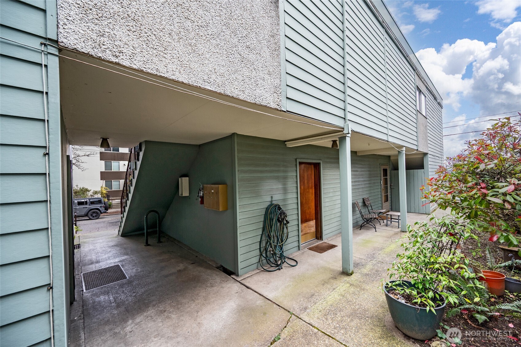 1505 E Galer Street Seattle WA 98112