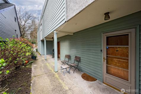 1505 E Galer Street Seattle WA 98112