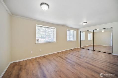 5904 157th Street Court E Puyallup WA 98375
