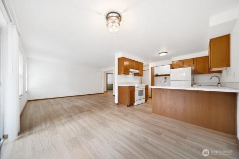 5904 157th Street Court E Puyallup WA 98375