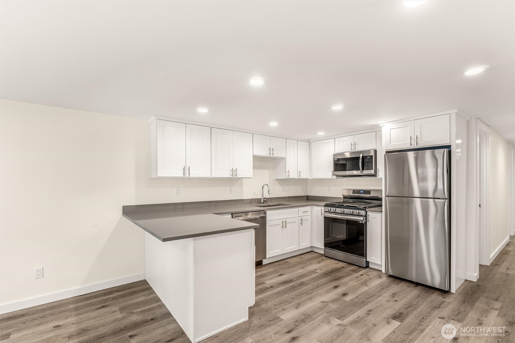 9251 N Ashworth Avenue N Seattle WA 98103