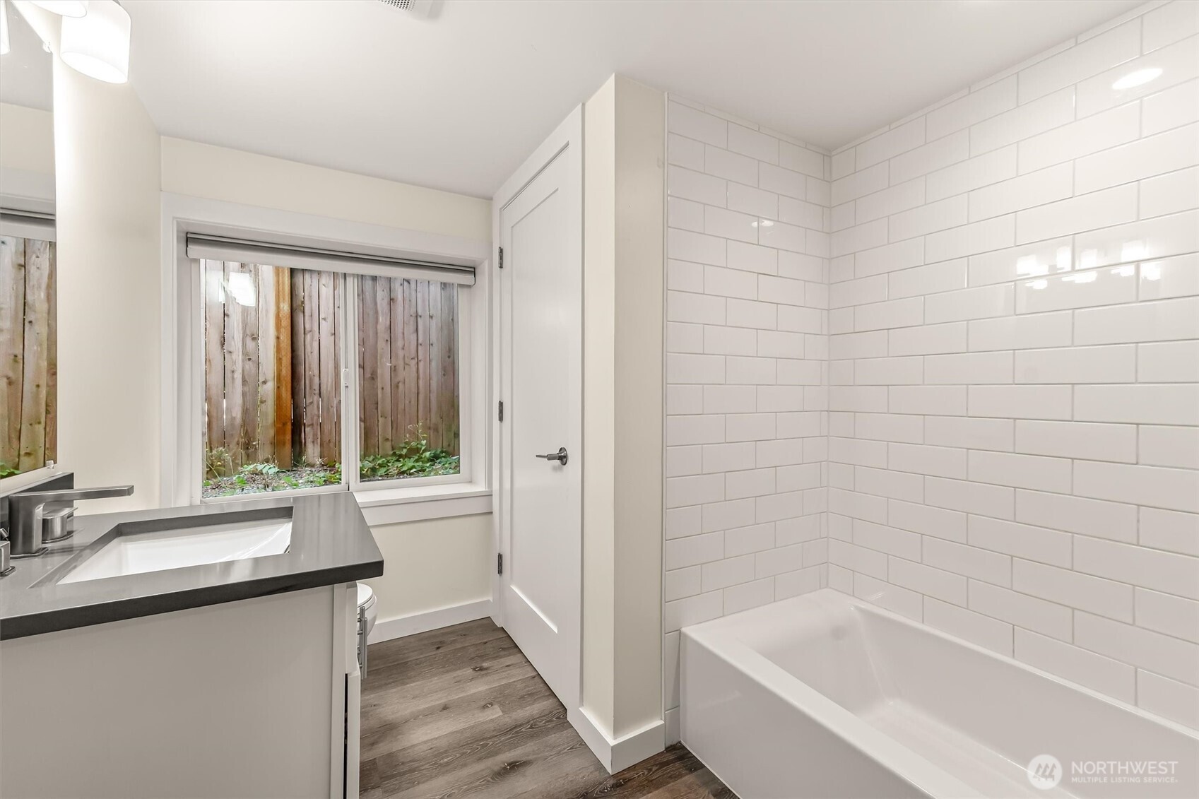 9251 N Ashworth Avenue N Seattle WA 98103