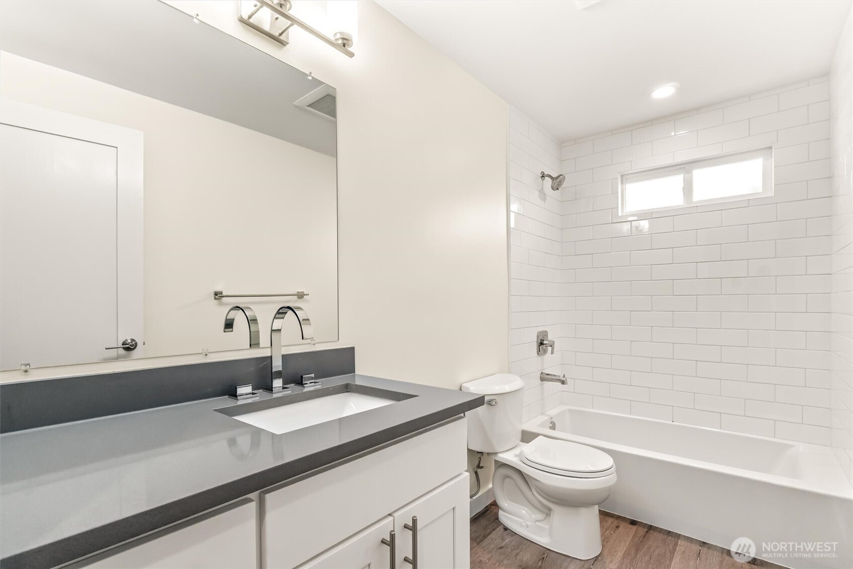 9251 N Ashworth Avenue N Seattle WA 98103