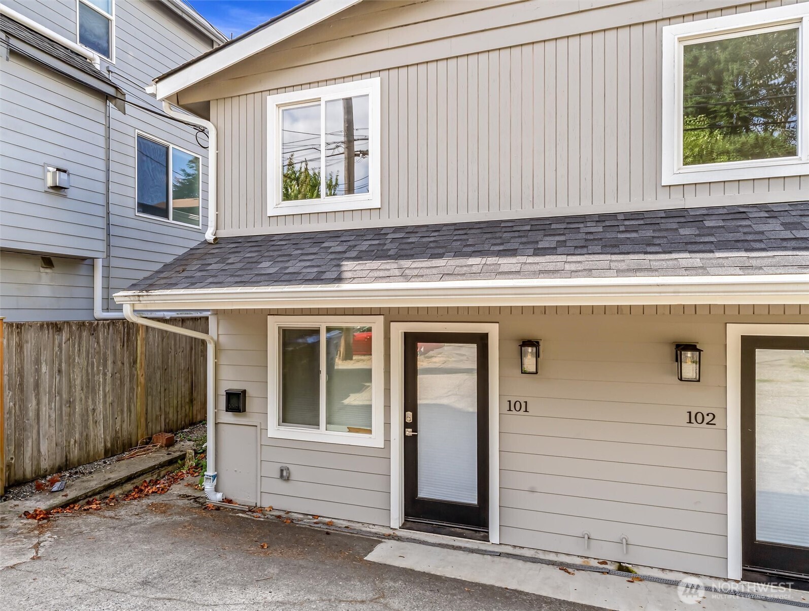 9251 N Ashworth Avenue N Seattle WA 98103