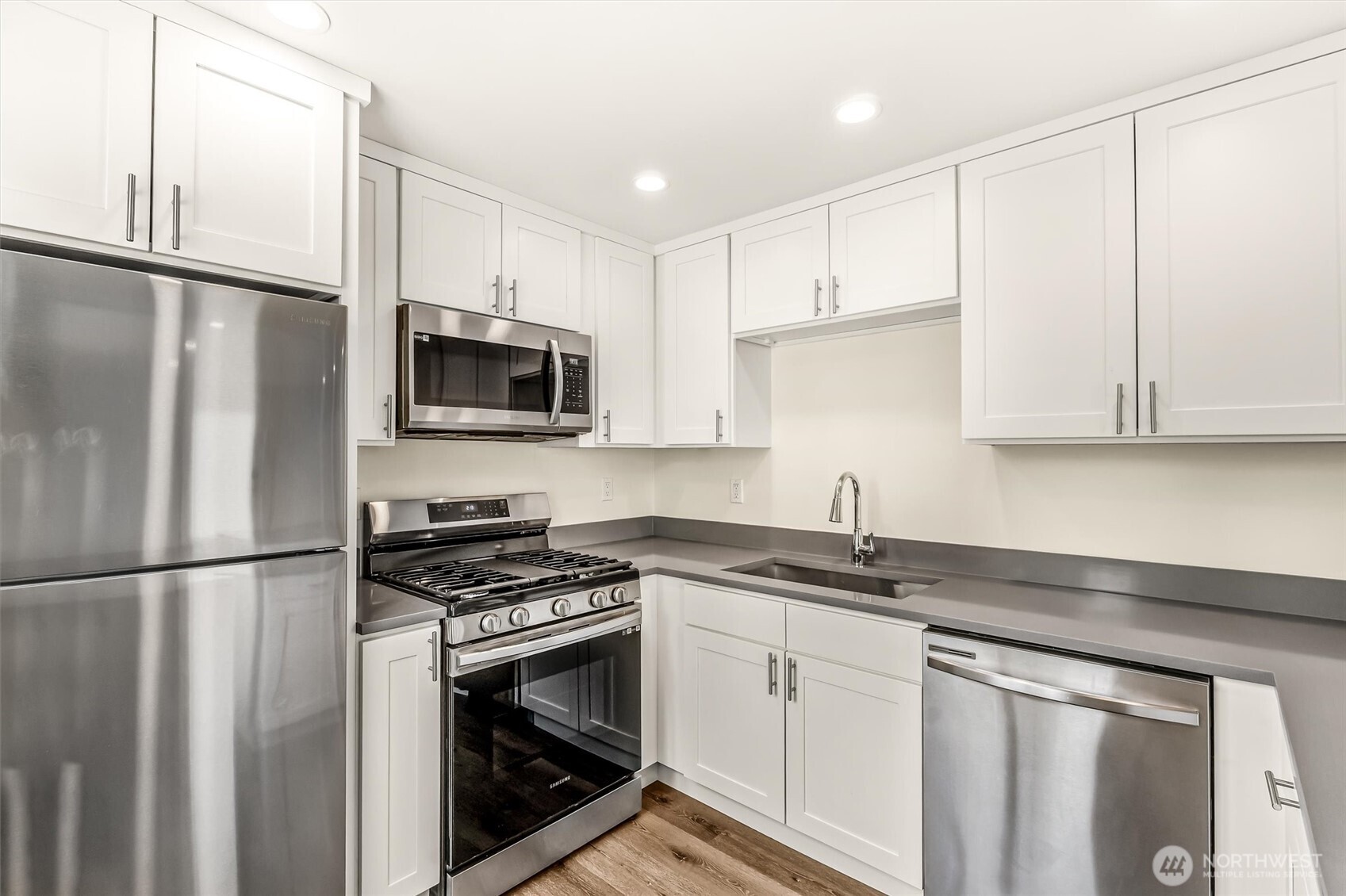 9251 N Ashworth Avenue N Seattle WA 98103