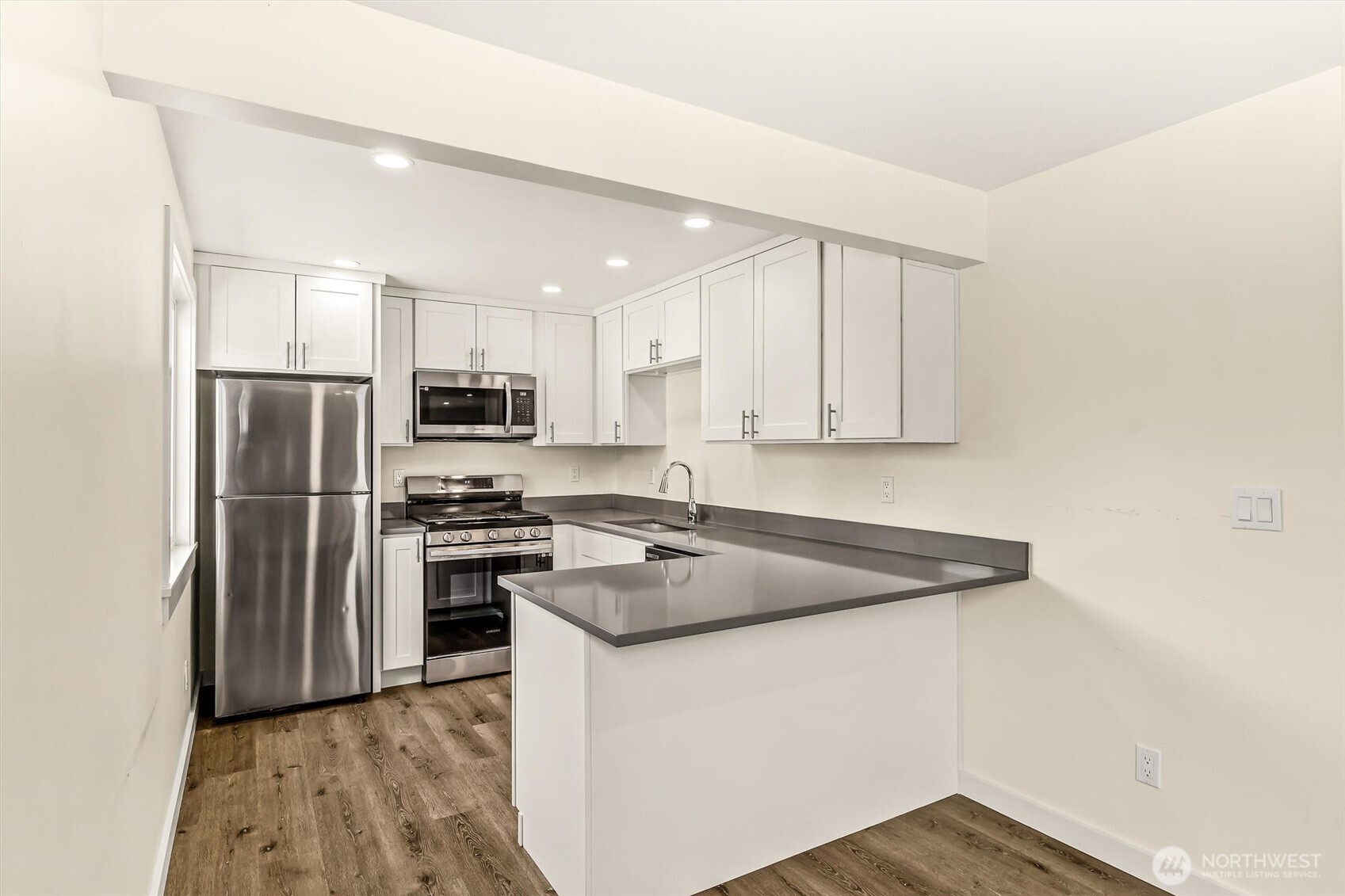 9251 N Ashworth Avenue N Seattle WA 98103