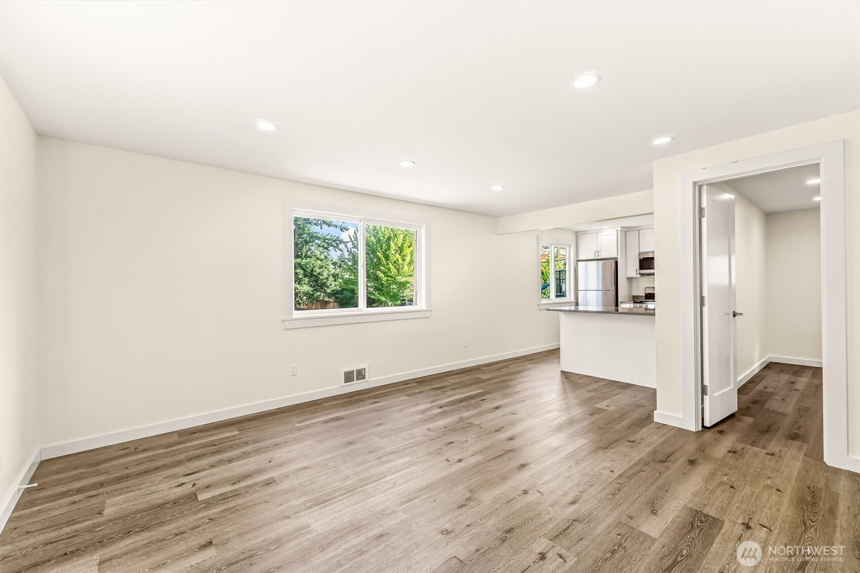 9251 N Ashworth Avenue N Seattle WA 98103