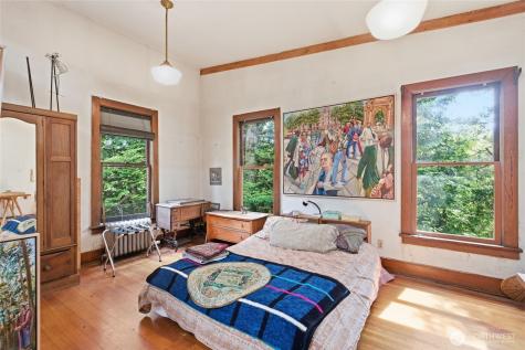 802 16th Avenue Seattle WA 98122