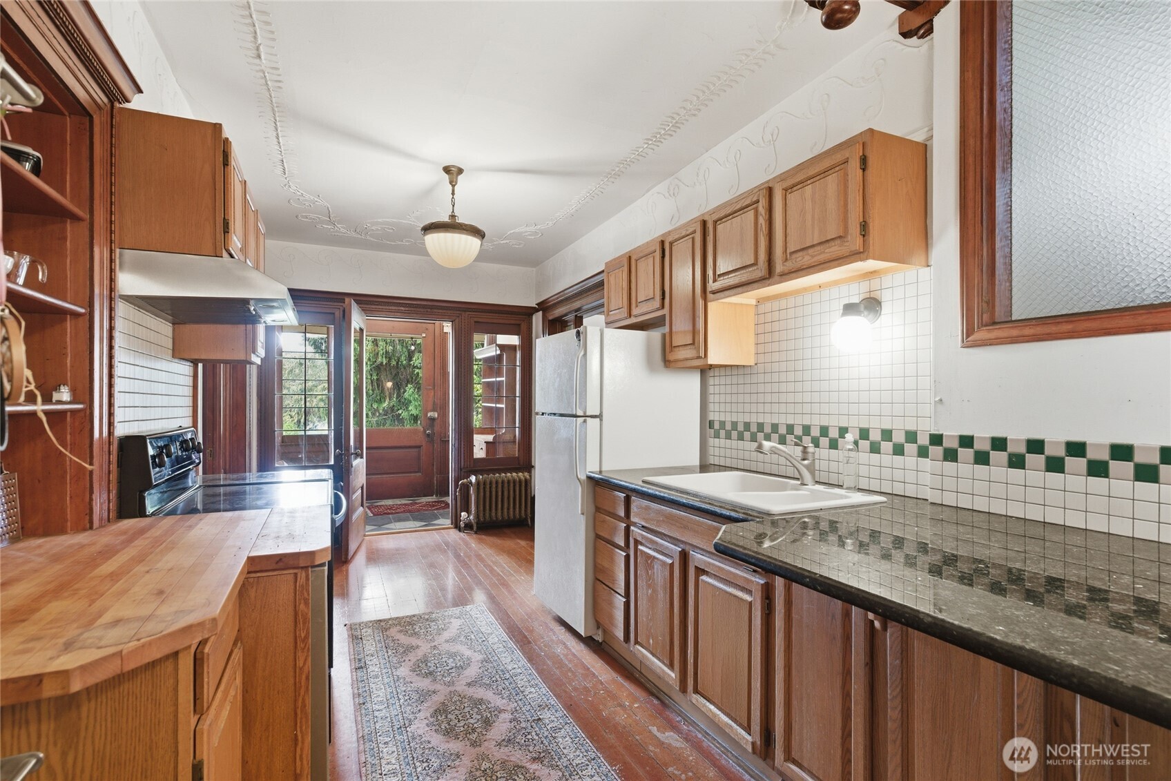 802 16th Avenue Seattle WA 98122