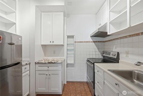 802 16th Avenue Seattle WA 98122