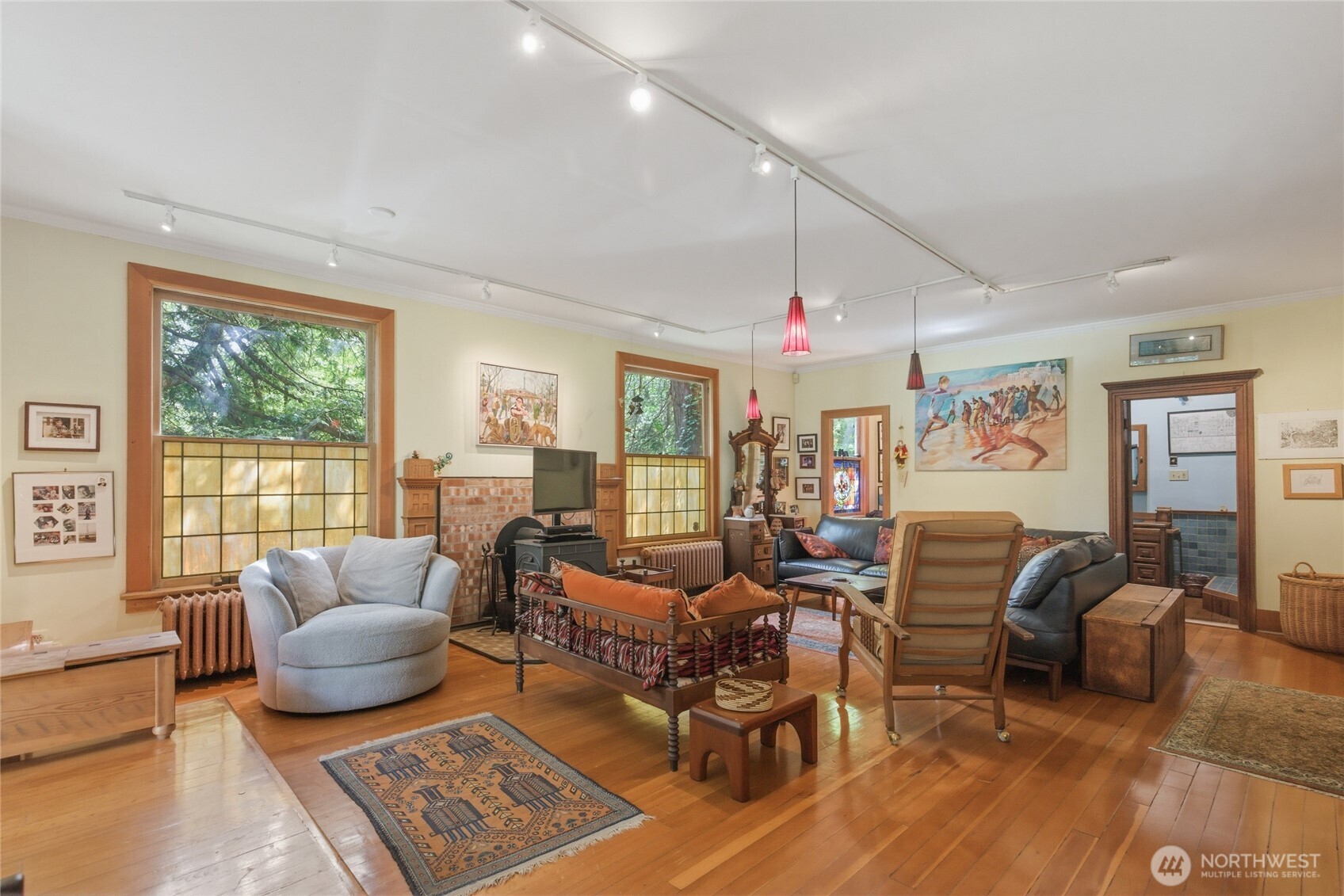 802 16th Avenue Seattle WA 98122