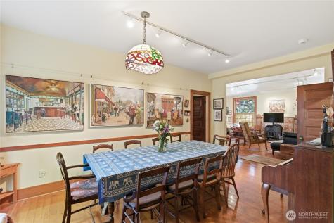 802 16th Avenue Seattle WA 98122