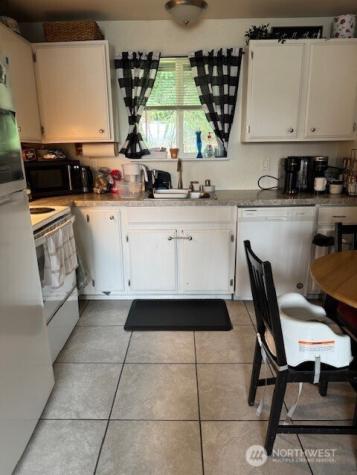 1307 Fir Lane Mount Vernon WA 98273