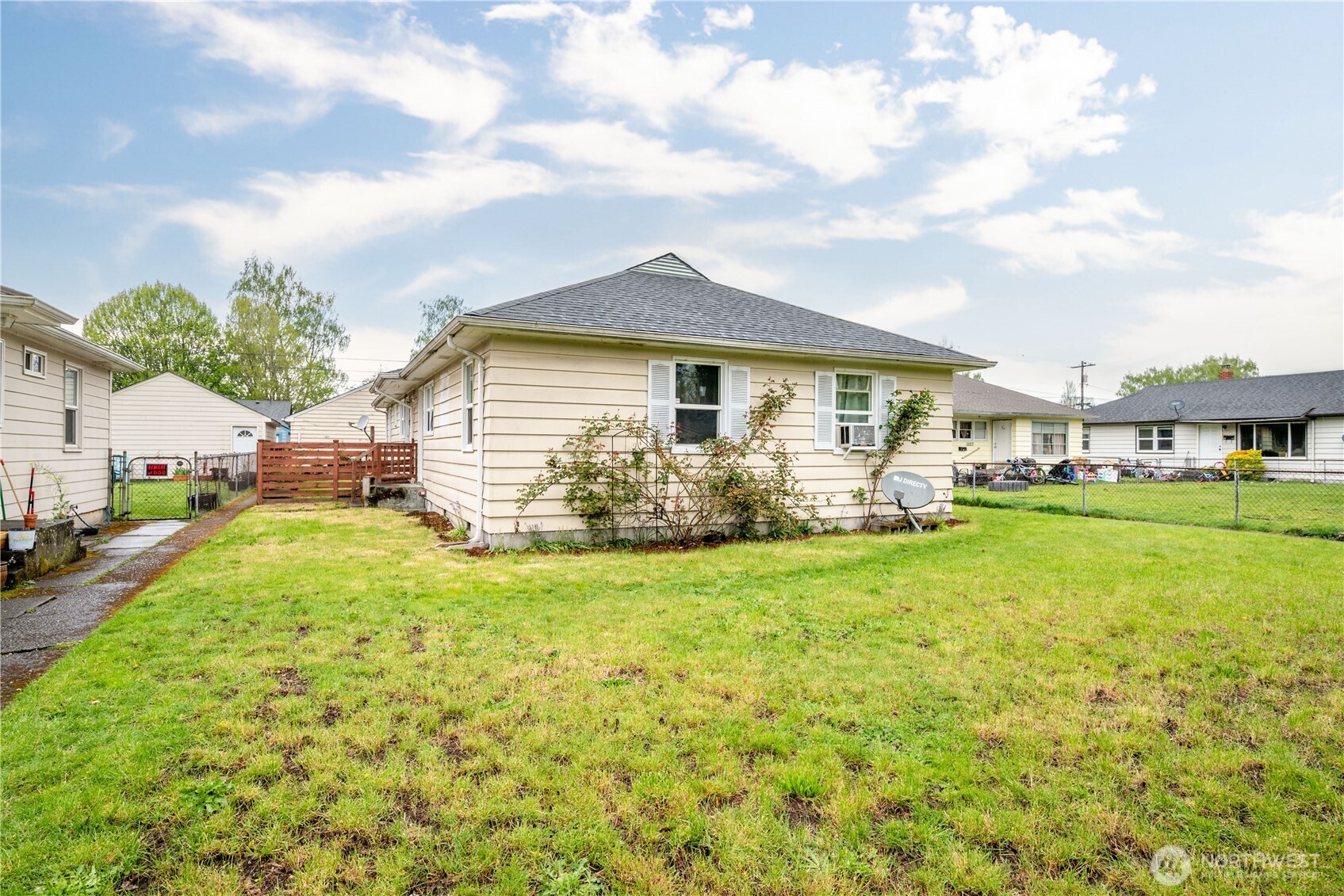 1015 17th Longview WA 98632