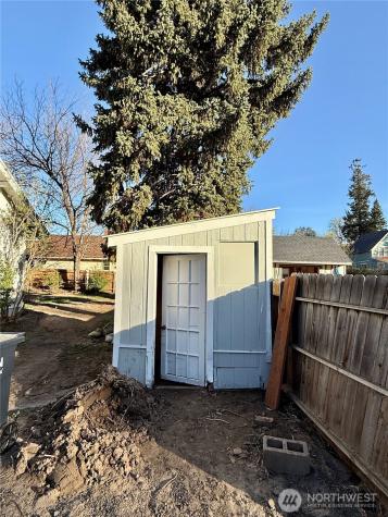 315 N 1st Street Dayton WA 99328