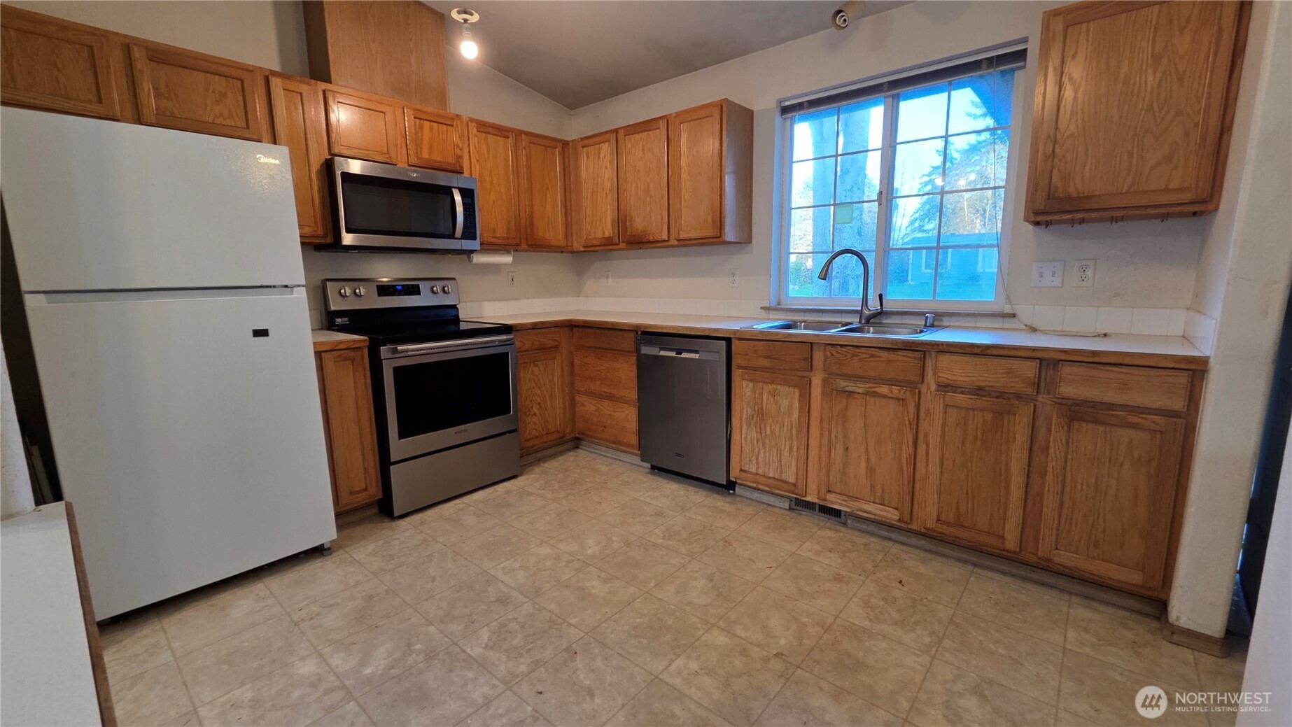 11316 1st Avenue Court E Tacoma WA 98445
