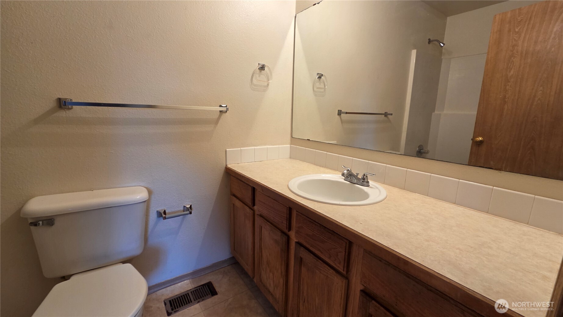 11316 1st Avenue Court E Tacoma WA 98445