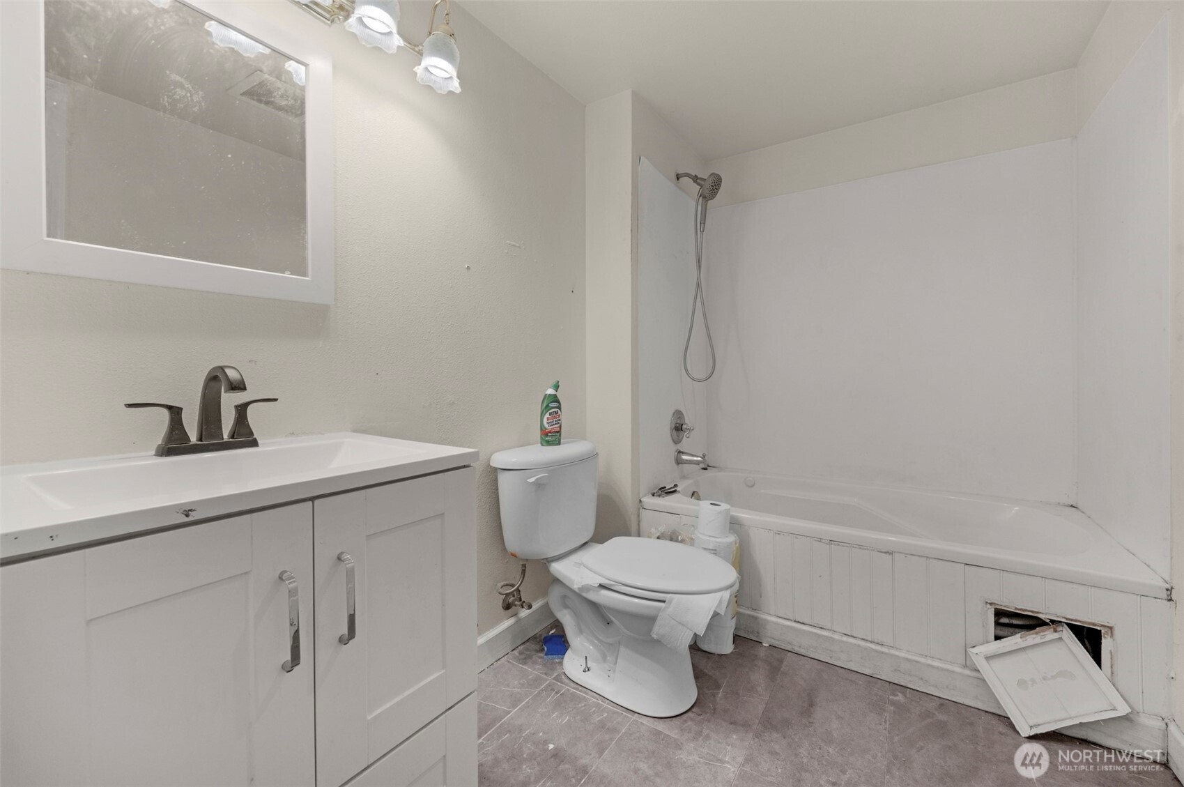929 Pecks Drive Everett WA 98203