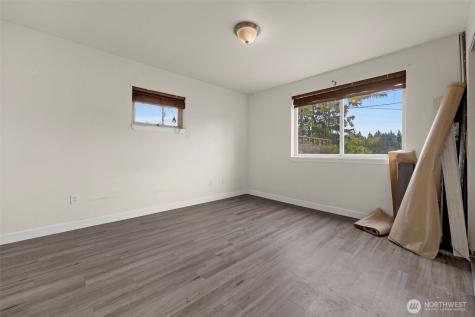 929 Pecks Drive Everett WA 98203