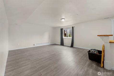 929 Pecks Drive Everett WA 98203
