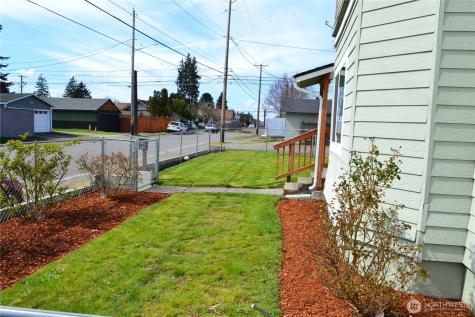 3303 S 64th Street Tacoma WA 98409